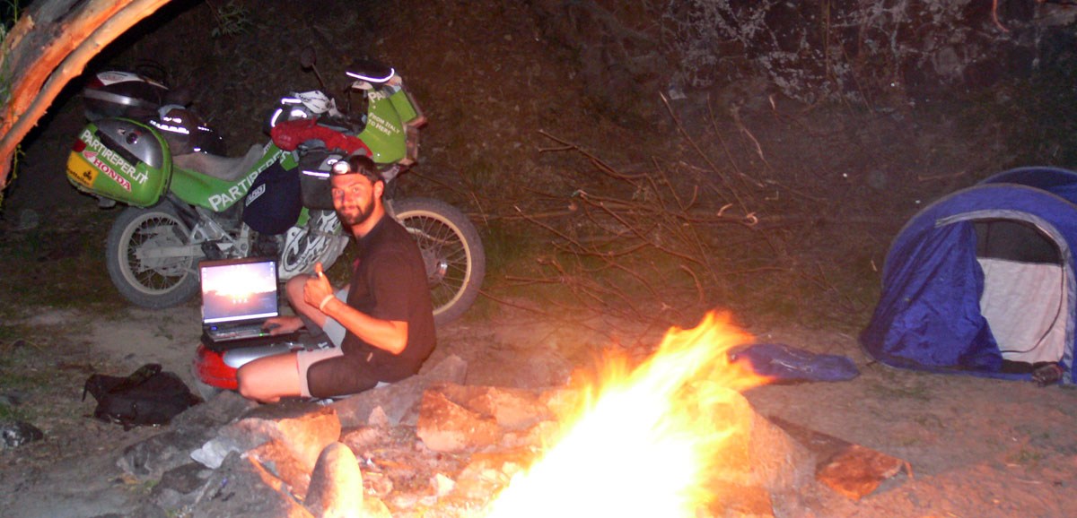 gionata-nencini-partireper-honda-transalp-un-viaggio-nel-mondo-in-moto-2009-cile-quanto-costa-viaggiare-in-moto