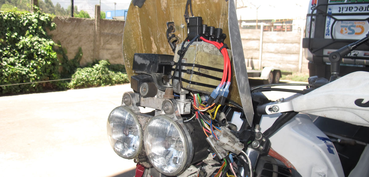 gionata-nencini-partireper-honda-transalp-manuale-del-motoviaggiatore-preparazione-della-moto
