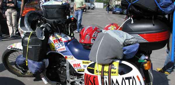 gionata-nencini-partireper-honda-transalp-partenza-2005-italia