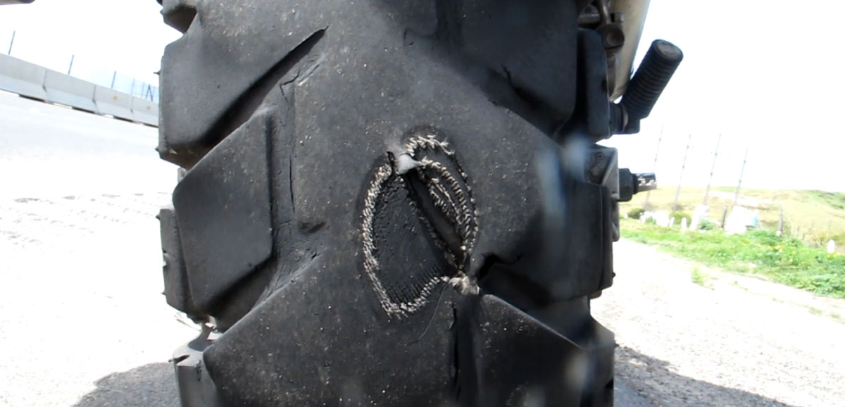 gionata-nencini-partireper-honda-transalp-manuale-del-motoviaggiatore-recensione-gomme-heidenau-k60-scout