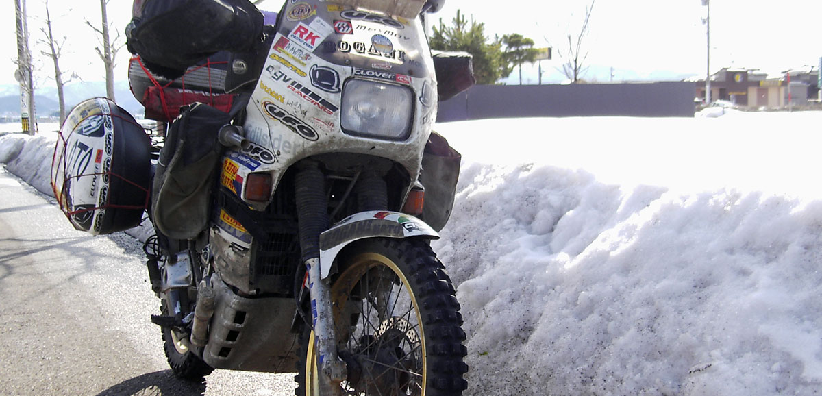 gionata-nencini-partireper-honda-transalp-un-viaggio-nel-mondo-in-moto-tour-transiberiano-giappone-neve-ghiaccio