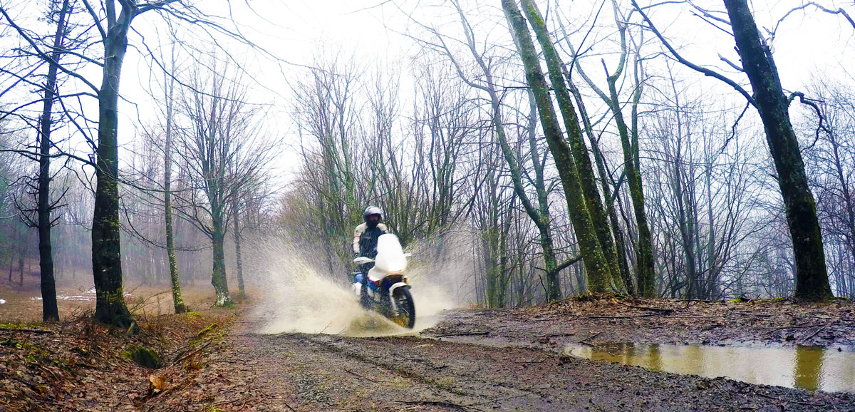 gionata-nencini-partireper-honda-transalp-600-at-moto-sveltina-tosco-emiliano-sterrato